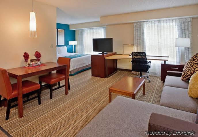 Residence Inn Houston Sugar Land/Стафорд Екстериор снимка